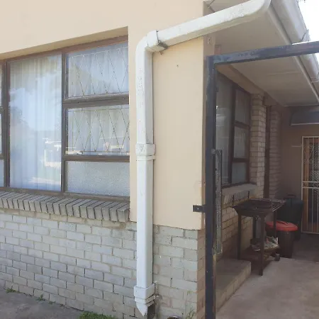 Serendipity Self Catering One Bedroom Apartment Despatch Exterior photo