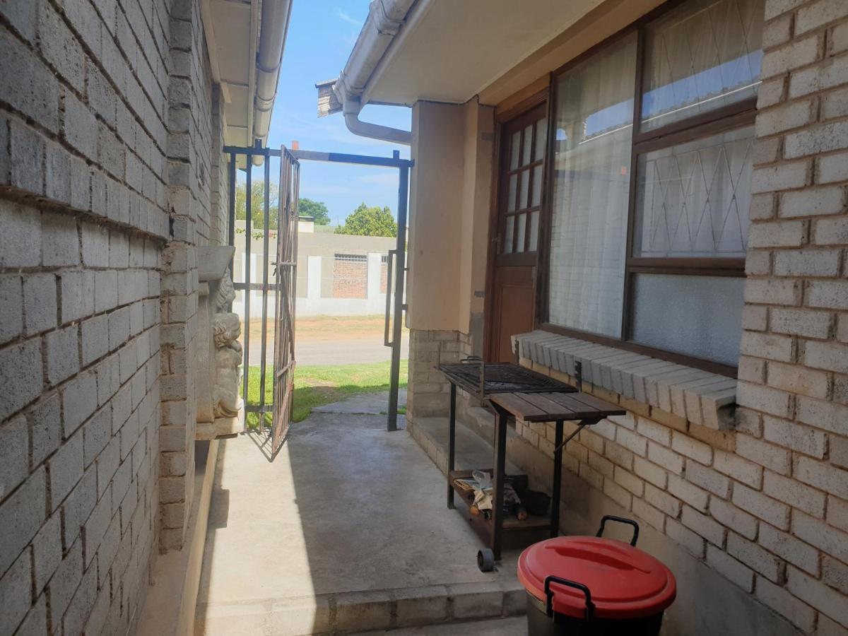 Serendipity Self Catering One Bedroom * Despatch